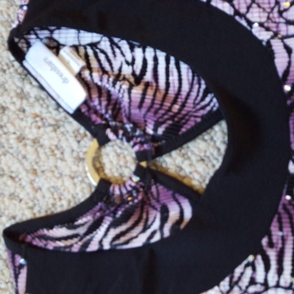 DRESS BARN - CUTE SHORT SLEEVE TOP - Picture 5 of 10